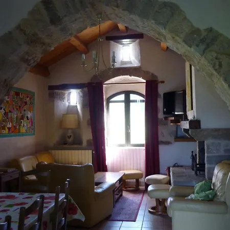 Holiday home Des Frenes En Terrain Clos