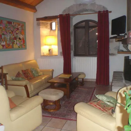 Holiday home Des Frenes En Terrain Clos *